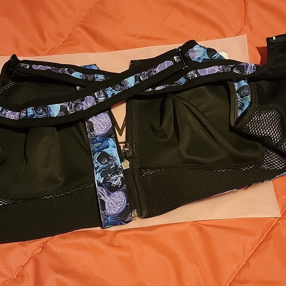 🪼💀 Constantly Varied Gear Sports Bra Med🪼💀🪼💀 - Picture 6 of 7